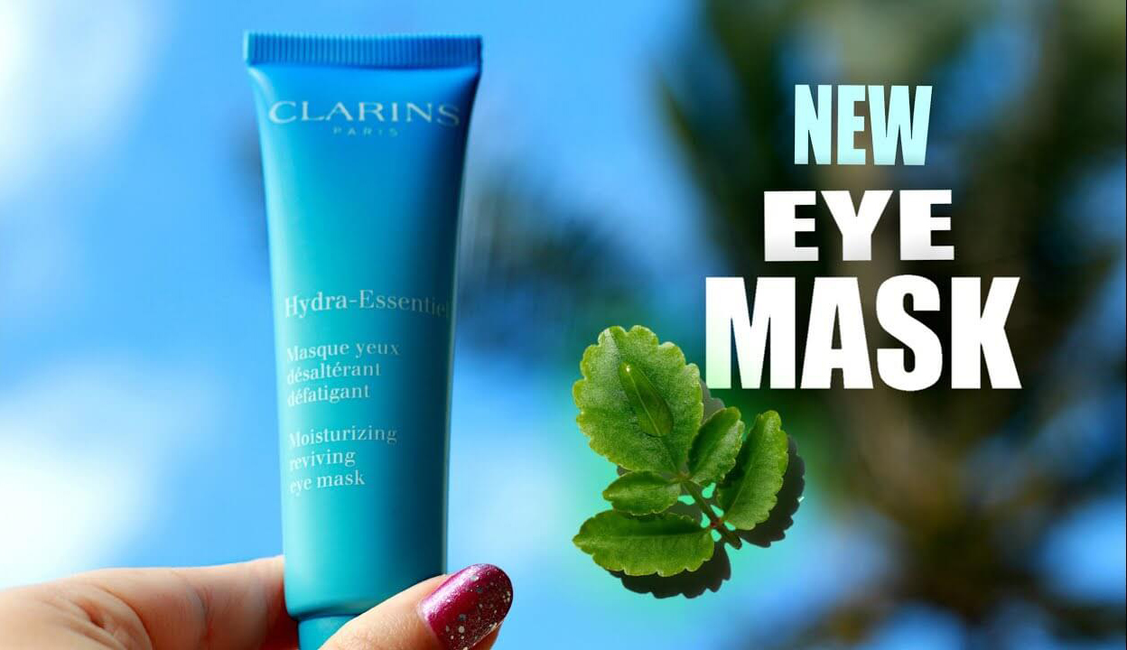 Clarins Hydra-Essentiel Moisturizing Reviving Eye Mask มาส์กผิวรอบดวงตาในรูปแบบเจลสัมผัสเย็นสดชื่น เติมน้ำให้กับผิว เข้าฟื้นฟูผิวรอบดวงตาที่เหนื่อยล้าให้กลับมาสดชื่น ราวกับได้รับการพักผ่อน 