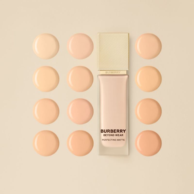 BURBERRY Beyond Wear Perfecting Matte, รองพื้น BURBERRY ,burberry ราคา, #รีวิวรองพื้น, ขายBURBERRY Beyond Wear Perfecting Matte ขนาดทดลอง 5 ml , ขาย BURBERRY